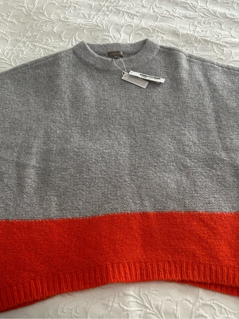 Lilla P Women’s Roll neck Sweater in Gray and Orange, NWT. Oversized M/L